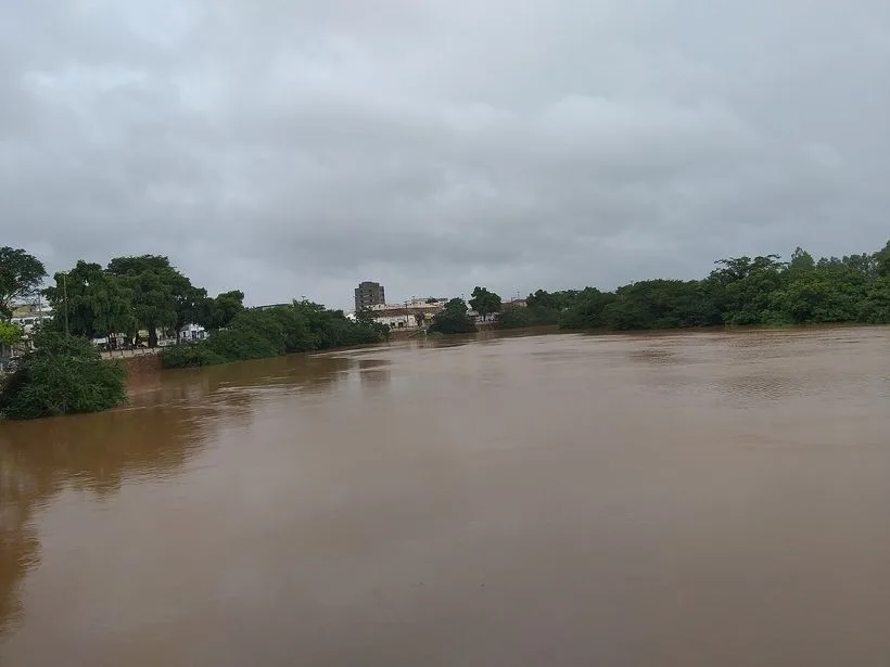 Rio Grande na orla de Barreiras, Bahia