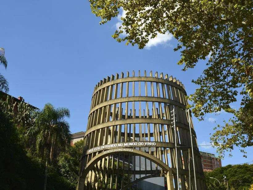 Monumento Pipa Pórtico em Bento Gonçalves