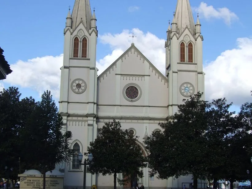Fachada da Igreja Matriz de Nossa Senhora da Piedade em Campo Largo