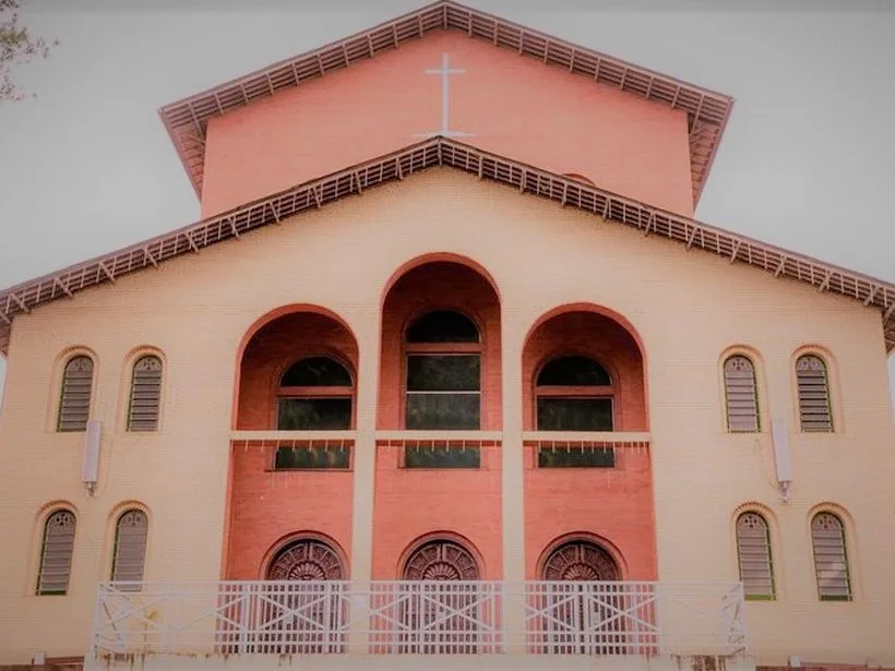 Fachada da Catedral de Nossa Senhora Aparecida em Catanduva