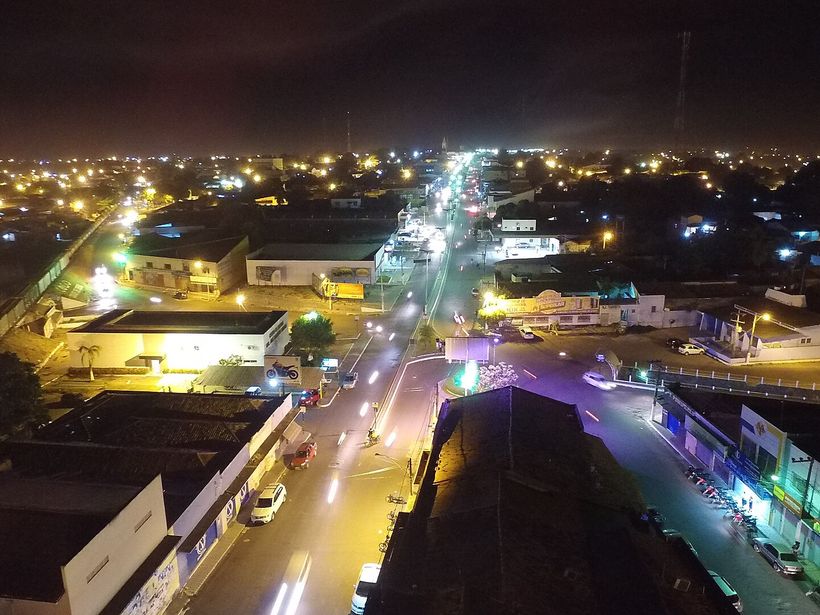 Vista aérea da Avenida Santos Dumont em Codó