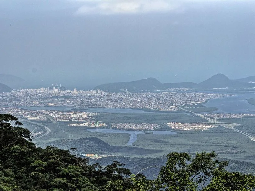 Vista de Cubatão vista da Serra do Mar