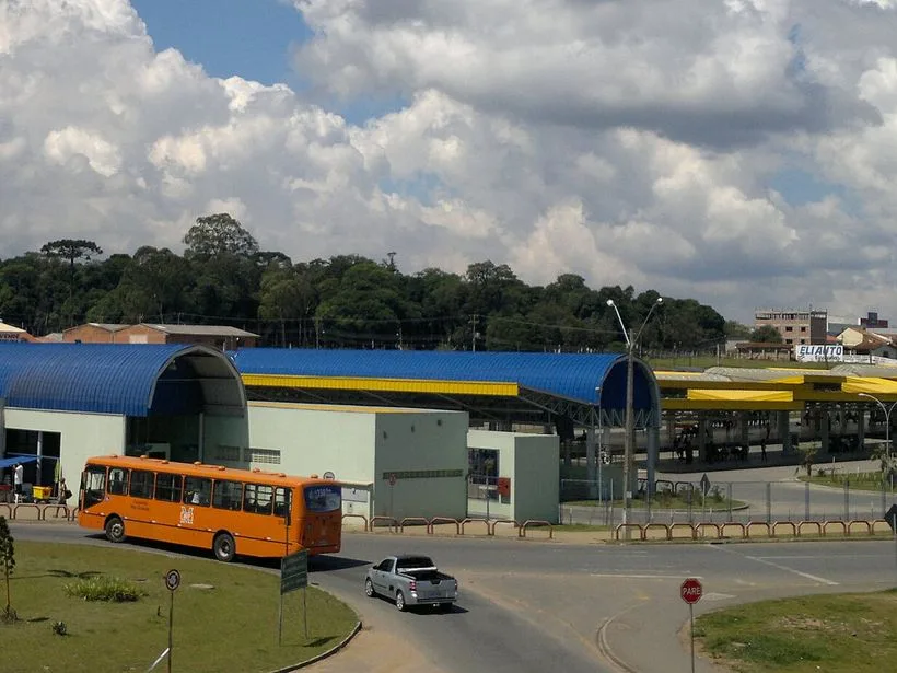 Terminal de transporte de Fazenda Rio Grande (PR)