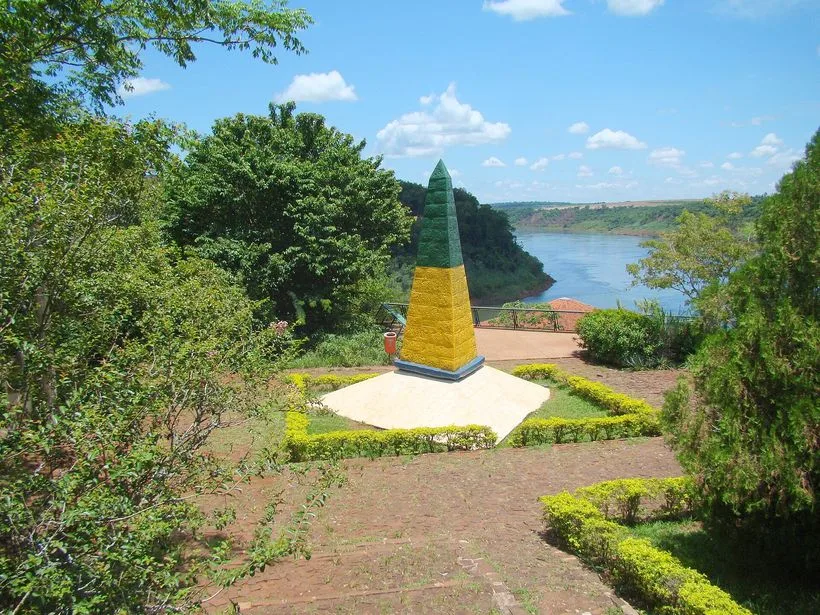 Marco das Três Fronteiras em Foz do Iguaçu