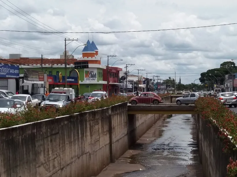 Avenida Hélio Palermo em Franca