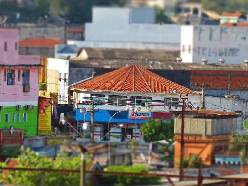 Estação ferroviária no centro de Franco da Rocha