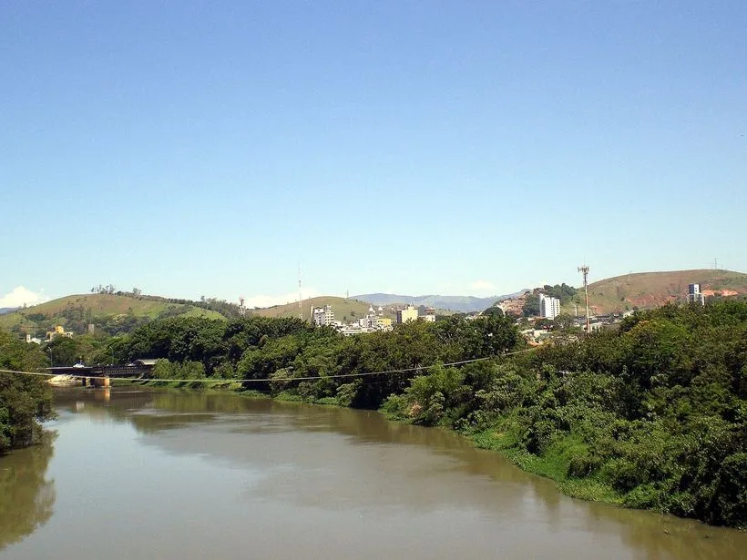 Rio Paraíba do Sul em Guaratinguetá