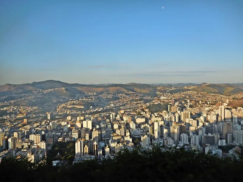 Panorama de Juiz de Fora visto do Morro do Imperador