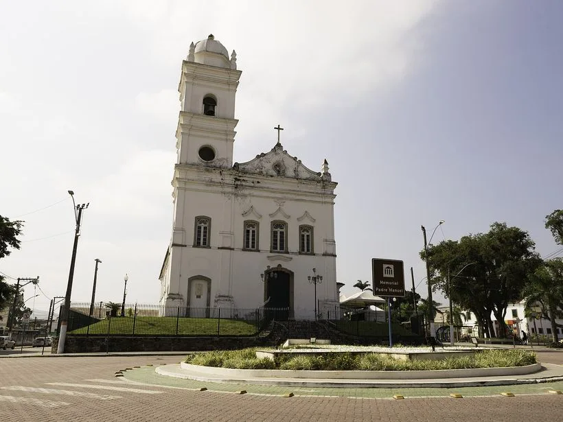 Igreja Matriz de Nossa Senhora do Amparo em Maricá