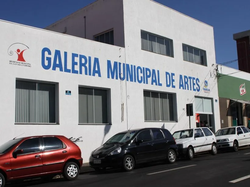 Fachada da Galeria Municipal de Artes de Marília
