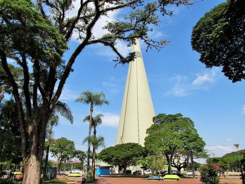 Catedral de Maringá, templo em forma de cone