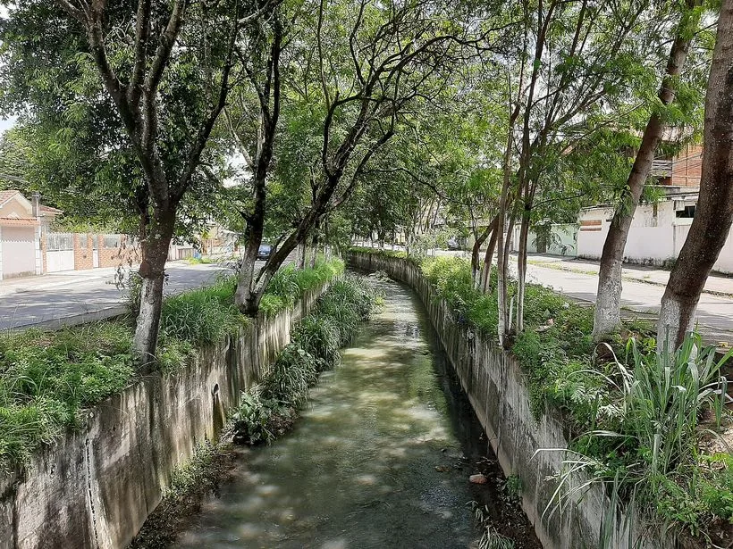 Rio Dona Eugênia em Mesquita RJ