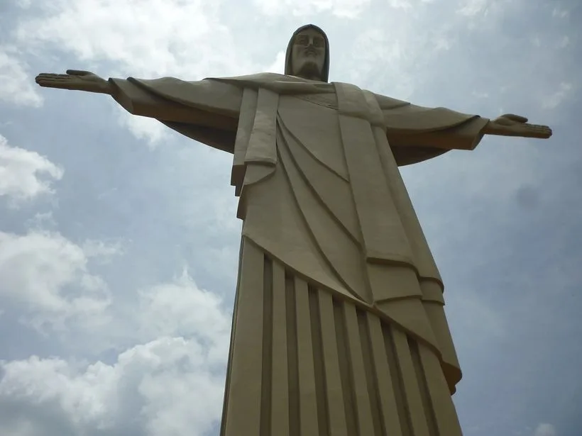 Estátua do Cristo em Muriaé