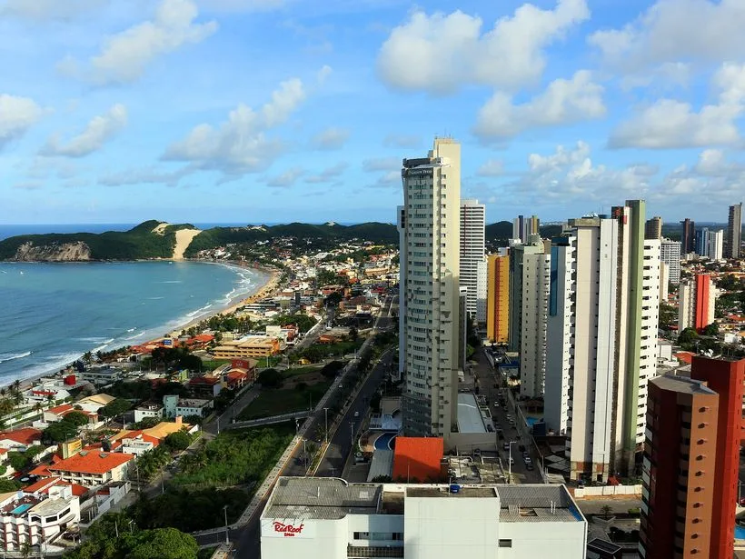 Morro do Careca e a orla de Ponta Negra em Natal