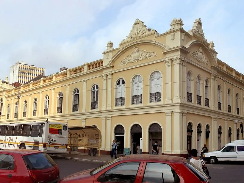 Fachada do Mercado Público de Porto Alegre