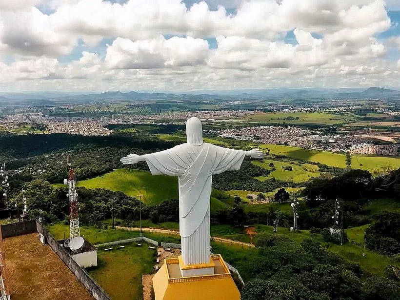 Monumento do Cristo Redentor em Pouso Alegre