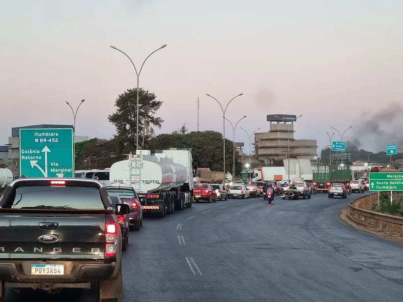 Rodovia BR-452 em Rio Verde