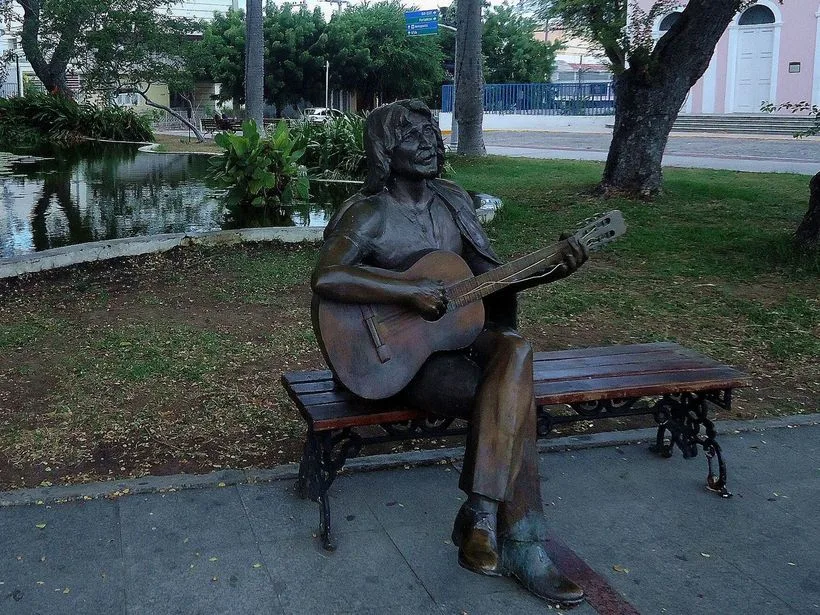 Fachada do Teatro São João em Sobral