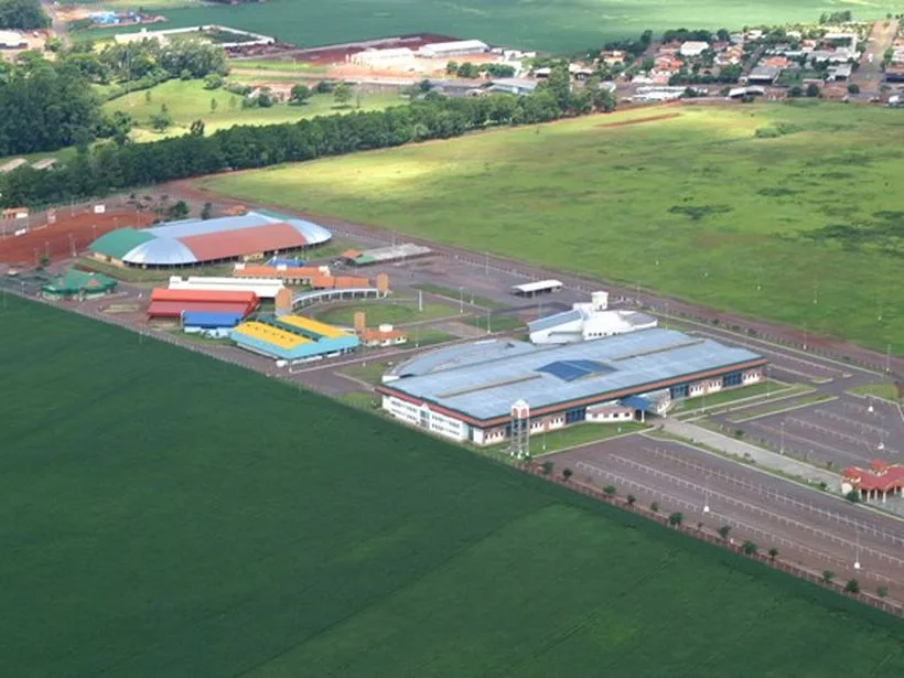 Vista do Centro de Eventos de Toledo, no Paraná