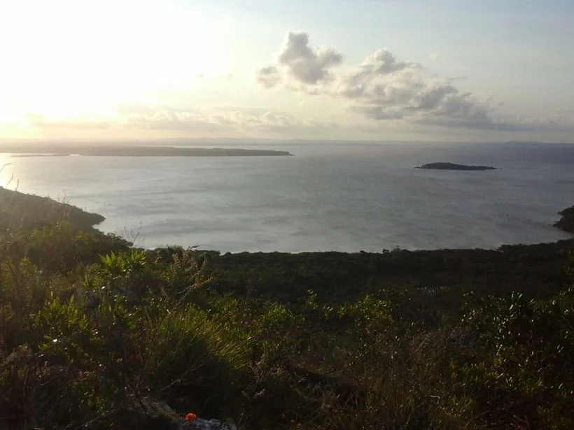 Águas do Guaíba no Parque Estadual de Itapuã em Viamão