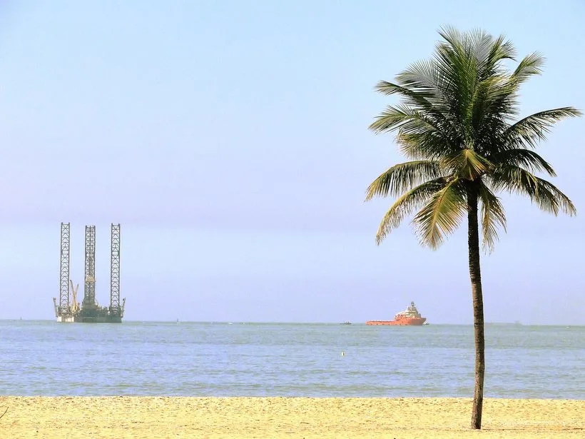 Orla da Praia de Camburi em Vitória
